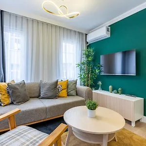  Апартаменты Balat Apartments-orange And Blue